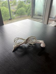 Apple AirPods 3mm connector