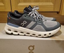 ON Cloudrunner 2