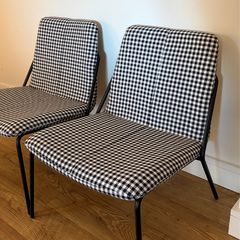 2x Chairs