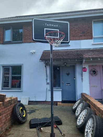 adjustable basketball hoop