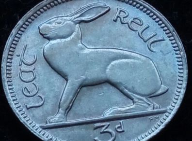 [#222] - Ireland 1967 | Irish 3d | Three Pence | Hare | KM.12a | UNC