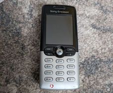 old phones as seen eur 5 each