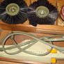 2 Vintage mid-20th-century Electric Shoe Polisher Kit Housed in a Wooden Storage Box. Postage Available or Collection PRICE IS FOR 1 ONLY Image 7