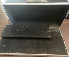 Swan Tiered Pedalboard