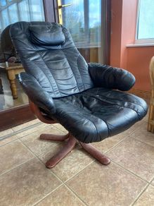 Black Recliner