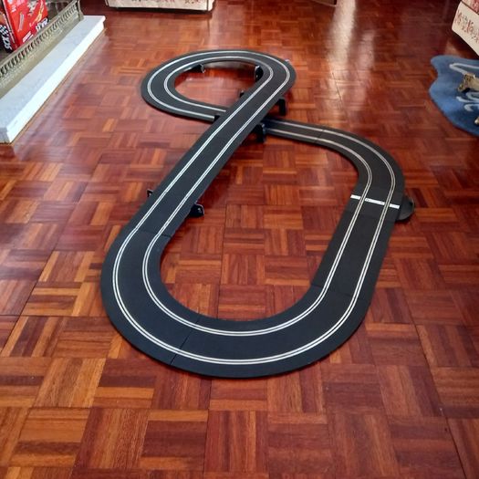 Scalextric New Figure 8 Track Layout: New ( set )