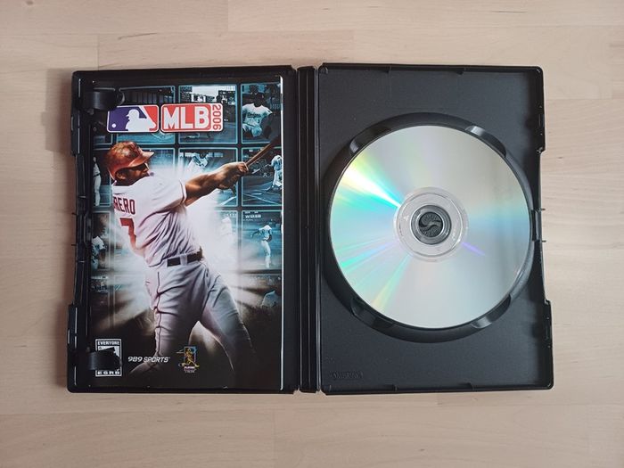 PS2 MLB 2006 Baseball Video Game NTSC PlayStation