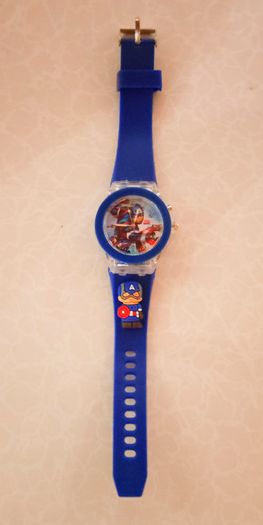 Minnie Mouse Small Girls Watch (new).