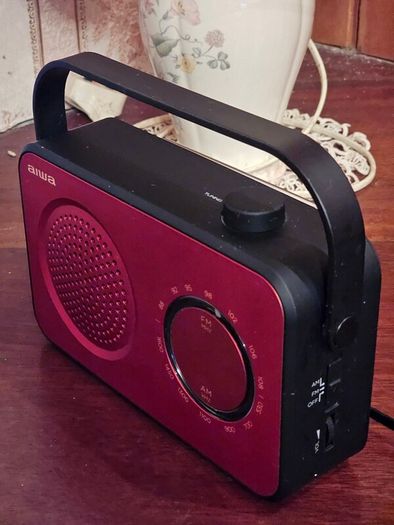 Portable Radio FM. Aiwa