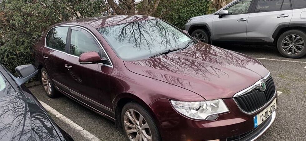 Skoda Superb 2012