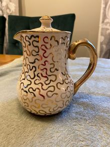Suddlow's Burslem Gold Cream Coffee pot