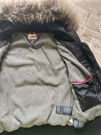 Tommy Hilfiger vest (M)