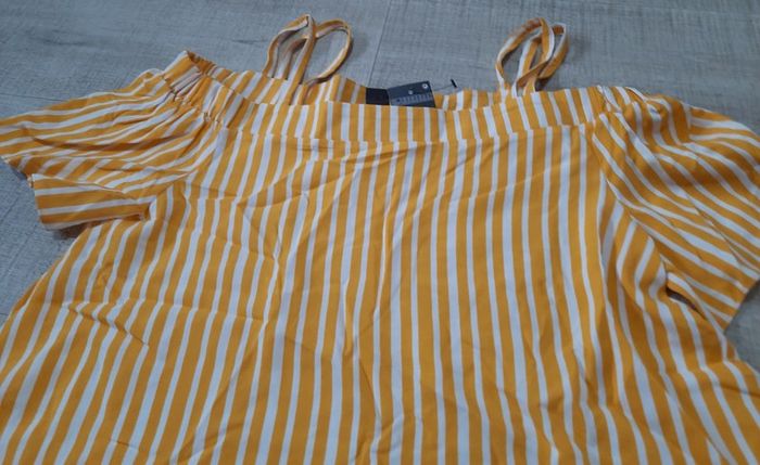brand new girls top size 12-13 years
