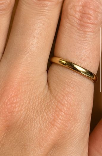 9ct Gold Wedding Ring, New
