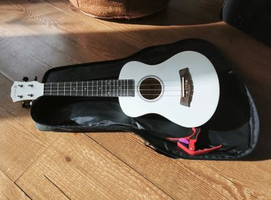 Ukulele