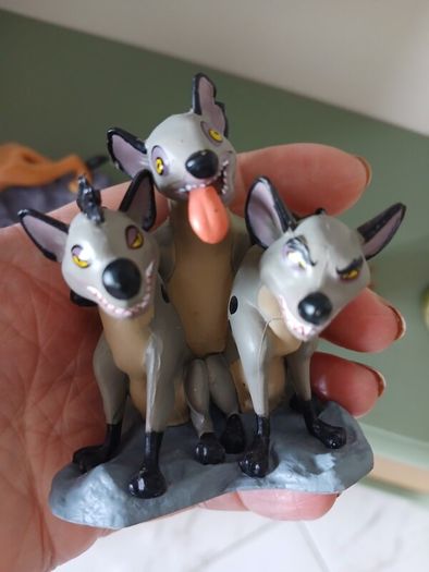Disney collectibles lion King
