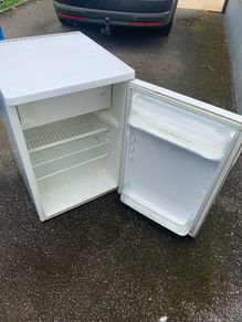 fridge freezer free to go