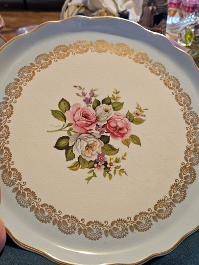 Old Foley Cake Slice and Plate