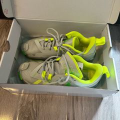 BNIB Nike Jordans UK 8