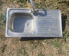 Kitchen Sink & Kitchen Tap