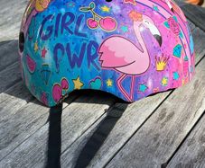 Girl's helmet