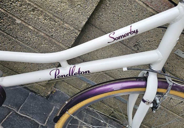 Pendleton Somerby Hybrid Bike - White & Purple, perfect condition rarely used
