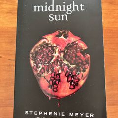 Midnight Sun by Stephanie Meyer