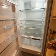 Electrolux 70/30 freezer fridge