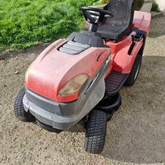 Castlegarden ride on mower DELIVERY AVAILABLE