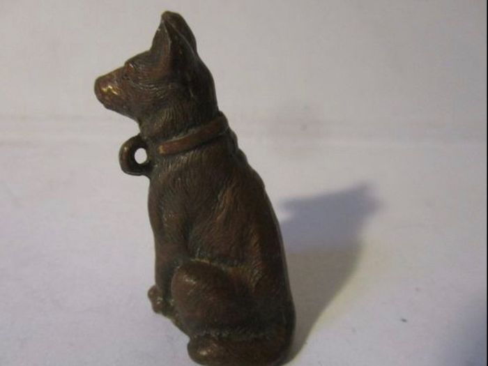 Japanese Bronze Dog