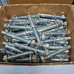 Steel wedge anchors M12 x 100 (65 Piece box)