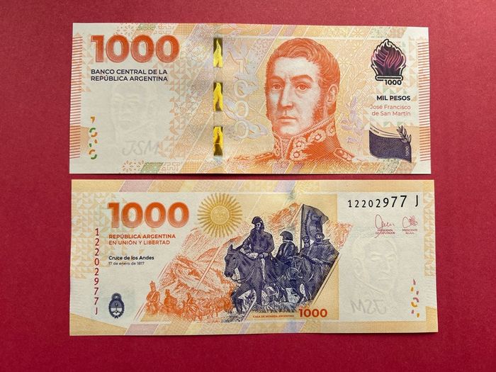 Argentina 1000  Pesos  2023  Pick  367. ( Uncirculated )