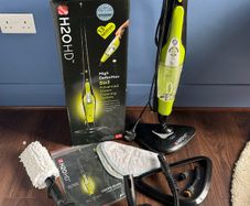 H2O HD Steam Cleaner mop