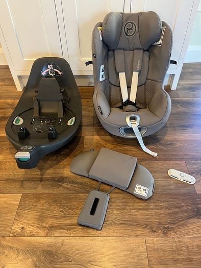Cybex Sirona T Car seat