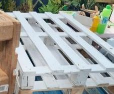 Wood 6 x wooden pallets FREE