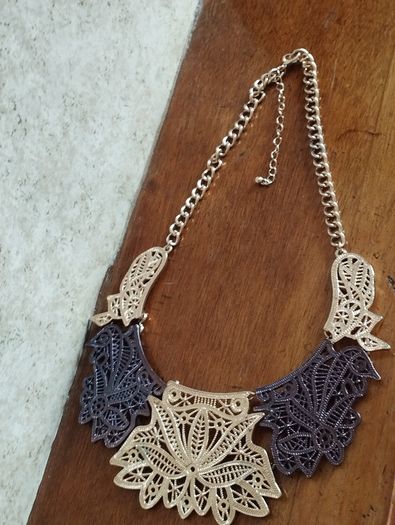 Beautiful openwork necklace.