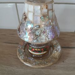 Lovely Smallish Yankee Candle Shade/Plate