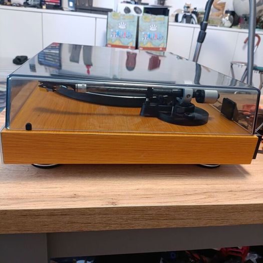 ROBERTS RT 200 Elite turntable