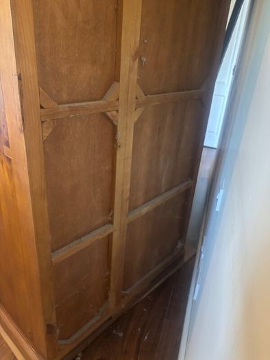 Solid Oak Wardrobe & Chest of Drawers