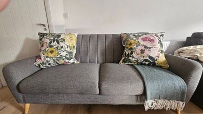 Harper 3 seater sofa in excellent condition.