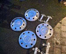 15" hub caps