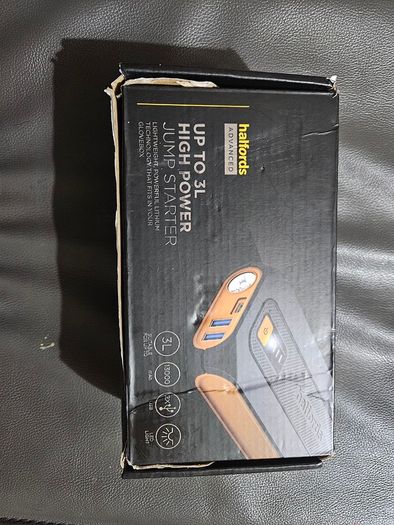 Halfords jump starter,13000 Mah,Free postage available