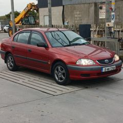 01' Automatic Toyota.