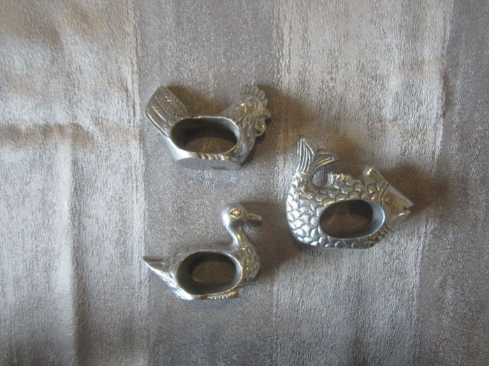 silver metal pewter napkin holders