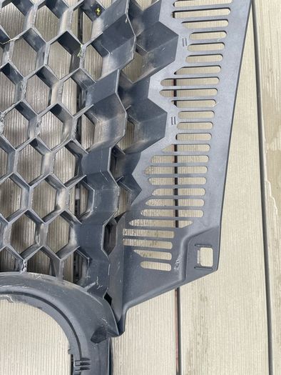 VW Golf GTI MK5 grill