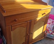Baby changing unit