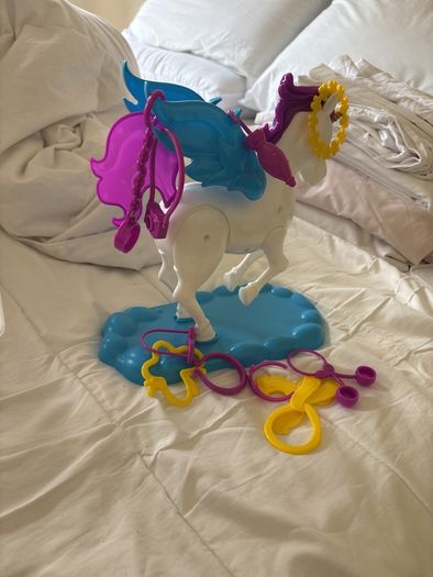 Unicorn buckaroo game