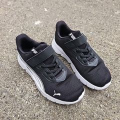boys Puma trainers UK2