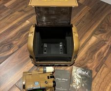 Fallout 4 Pip-Boy Edition for PS4