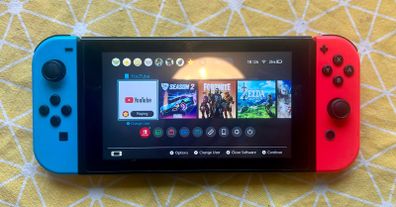 Nintendo Switch Console Bundle V1/XAJ Model 4 Joy Cons, Official Dock & Charger